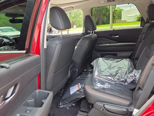 2026 Nissan Pathfinder Platinum 2WD