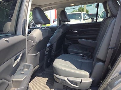 2026 Toyota Grand Highlander Hybrid Limited AWD (Natl)