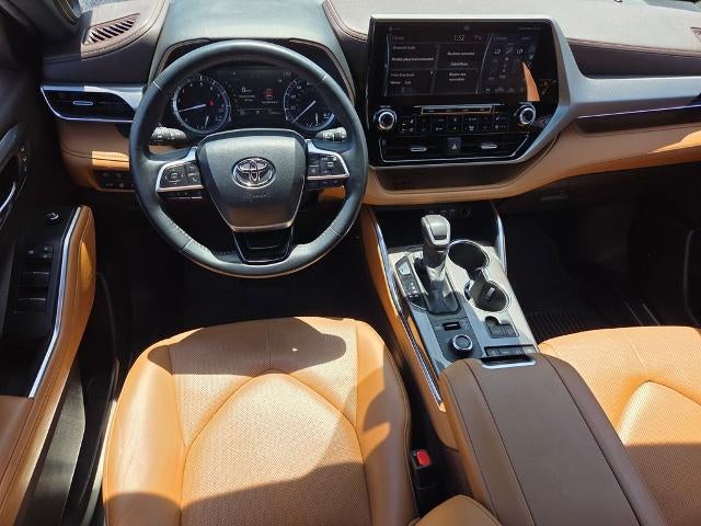 2022 Toyota Highlander Platinum AWD (Natl)
