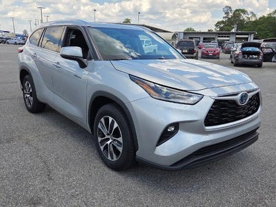 2021 Toyota Highlander Hybrid XLE FWD (Natl)