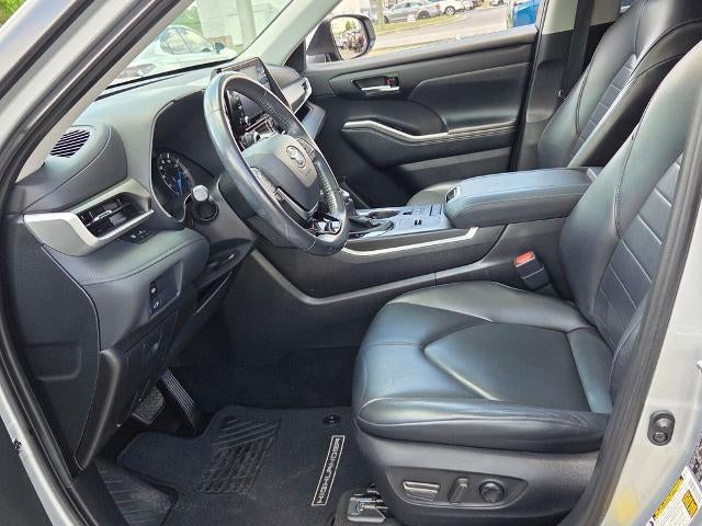 2021 Toyota Highlander Hybrid XLE FWD (Natl)