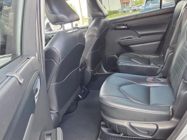 2021 Toyota Highlander Hybrid XLE FWD (Natl)