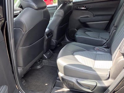 2022 Toyota Highlander XSE FWD (Natl)