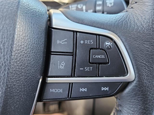 2023 Toyota Sienna XLE FWD 8-Passenger (Natl)