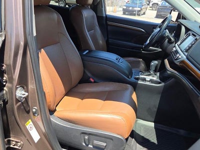 2019 Toyota Highlander Limited V6 FWD (GS)