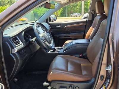 2019 Toyota Highlander Limited V6 FWD (GS)