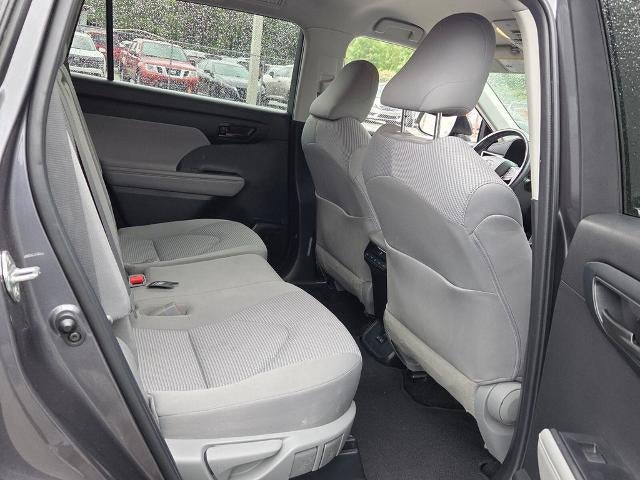 2022 Toyota Highlander LE FWD (GS)