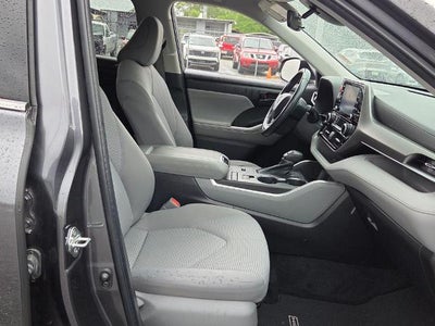 2022 Toyota Highlander LE FWD (GS)