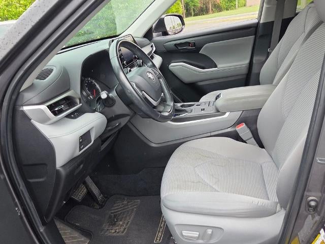 2022 Toyota Highlander LE FWD (GS)