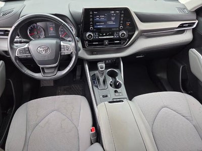 2022 Toyota Highlander LE FWD (GS)