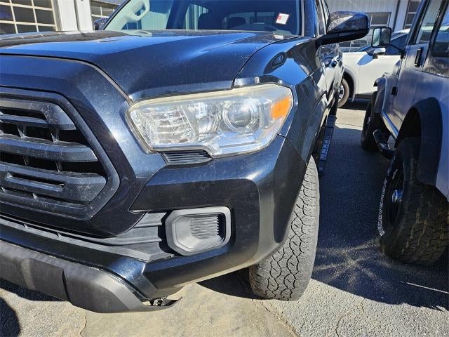 2018 Toyota Tacoma SR5 Double Cab 5' Bed I4 4x2 AT (SE)