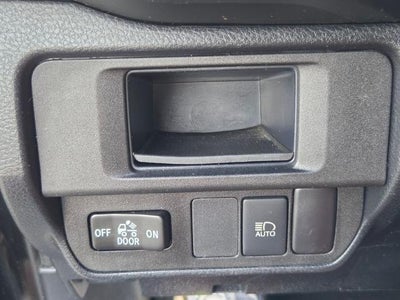 2018 Toyota Tacoma SR5 Double Cab 5' Bed I4 4x2 AT (SE)