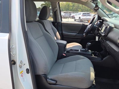 2019 Toyota Tacoma 2WD 2WD SR Double Cab 5' Bed I4 AT (GS)