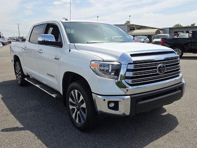 2018 Toyota Tundra 4WD 4WD Limited CrewMax 5.5' Bed 5.7L FFV (SE)
