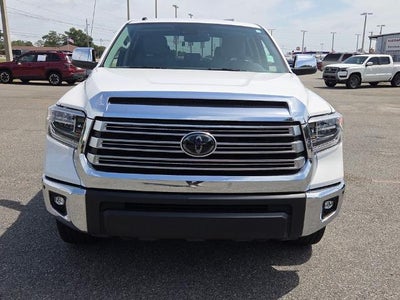 2018 Toyota Tundra 4WD 4WD Limited CrewMax 5.5' Bed 5.7L FFV (SE)
