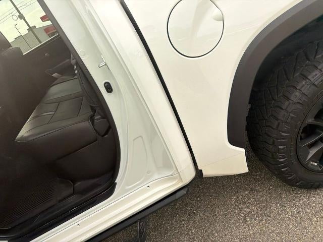 2025 Toyota Tundra 4WD 4WD SR5 CrewMax 5.5' Bed (SE)