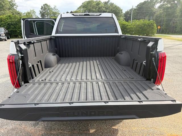 2025 Toyota Tundra 4WD 4WD SR5 CrewMax 5.5' Bed (SE)