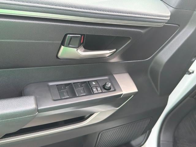 2025 Toyota Tundra 4WD 4WD SR5 CrewMax 5.5' Bed (SE)