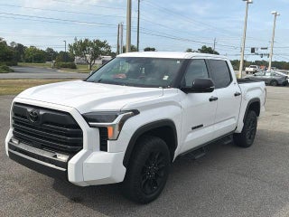 2025 Toyota Tundra 4WD 4WD SR5 CrewMax 5.5' Bed (SE)