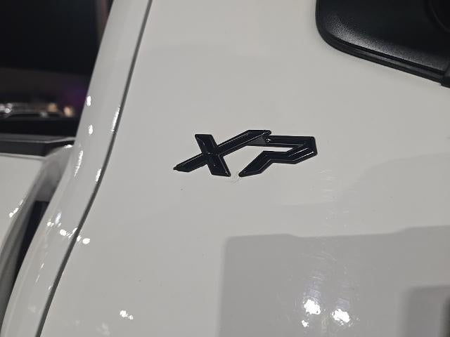 2023 Toyota Tundra 4WD 4WD SR5 CrewMax 5.5' Bed (SE)