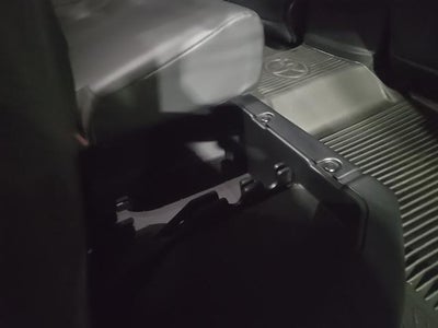 2023 Toyota Tundra 4WD 4WD SR5 CrewMax 5.5' Bed (SE)