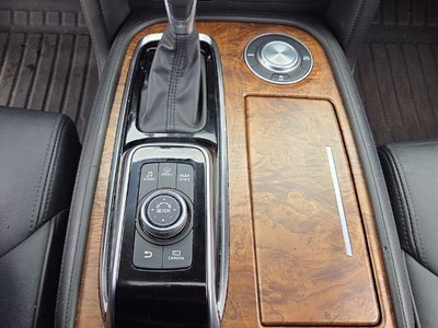 2024 Nissan Armada 4x2 SL