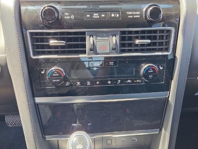 2024 INFINITI QX80 LUXE AWD