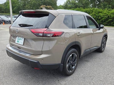 2025 Nissan Rogue FWD SV