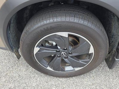 2025 Nissan Rogue FWD SV