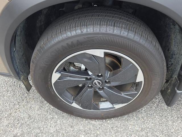 2025 Nissan Rogue FWD SV