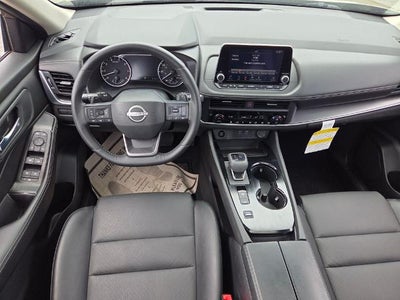 2025 Nissan Rogue FWD SV