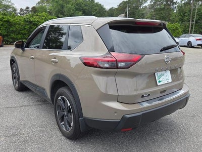 2025 Nissan Rogue FWD SV
