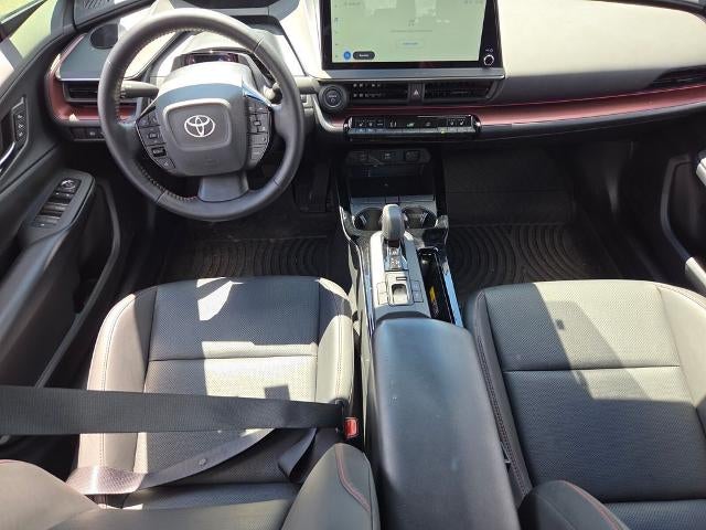 2025 Toyota Prius Plug-In Hybrid SE (Natl)