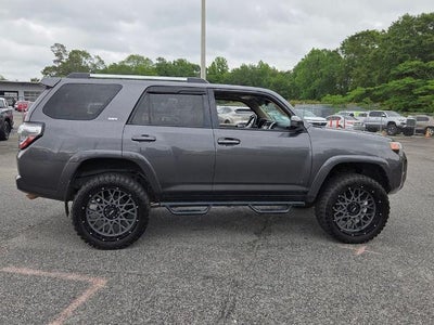 2021 Toyota 4Runner SR5 4WD (GS)