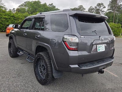 2021 Toyota 4Runner SR5 4WD (GS)