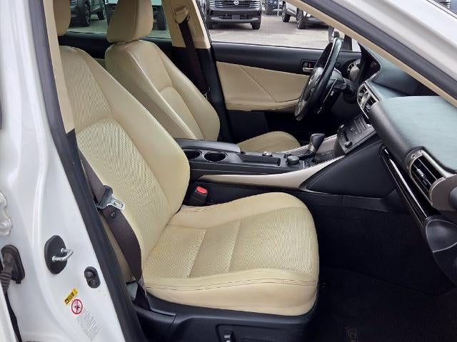 2015 Lexus IS 250 4dr Sport Sdn RWD