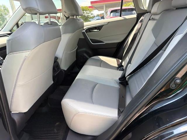 2020 Toyota RAV4 XLE Premium FWD (Natl)