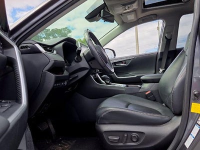 2019 Toyota RAV4 Hybrid Limited AWD (Natl)