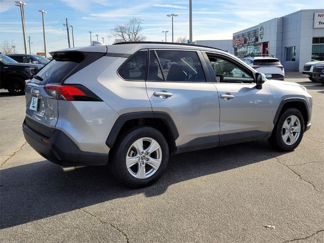 2019 Toyota RAV4 XLE FWD (GS)
