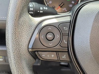 2019 Toyota RAV4 XLE FWD (GS)