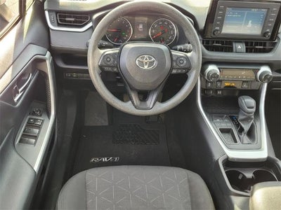 2019 Toyota RAV4 XLE FWD (GS)