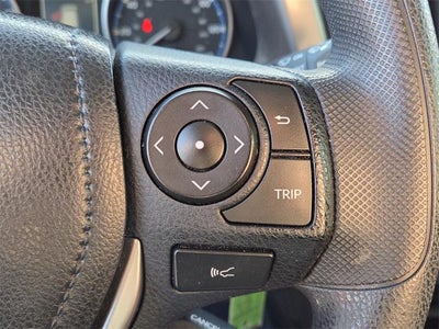 2017 Toyota RAV4 LE FWD (GS)