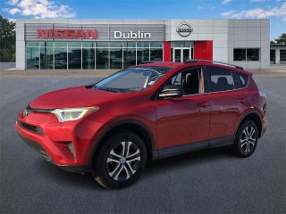 2017 Toyota RAV4 LE FWD (GS)
