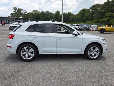 2019 Audi Q5 Premium Plus 45 TFSI quattro