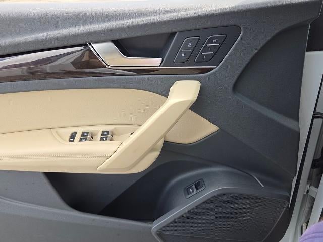 2019 Audi Q5 Premium Plus 45 TFSI quattro