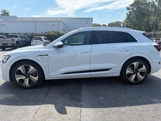 2019 Audi e-tron Prestige quattro