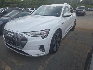 2019 Audi e-tron Prestige quattro