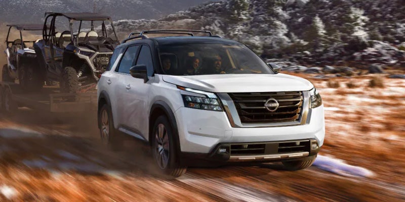 2025 Nissan Pathfinder driving off road